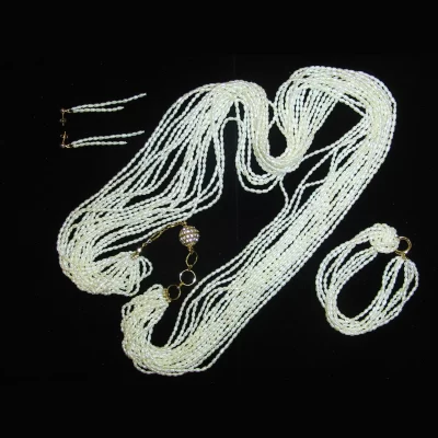 Strand Pearl