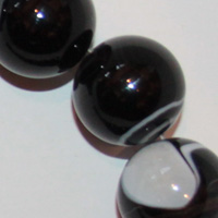 LF West - Black & White Agate